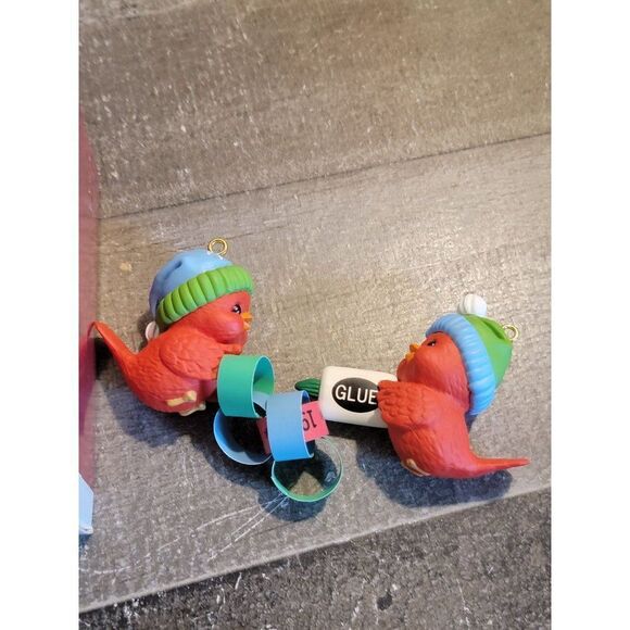 Hallmark great connections 1993 ornament Xmas Decor bird - Picture 2 of 4